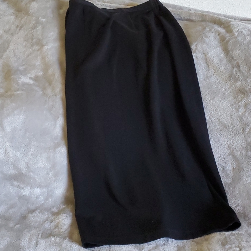 Black skirt